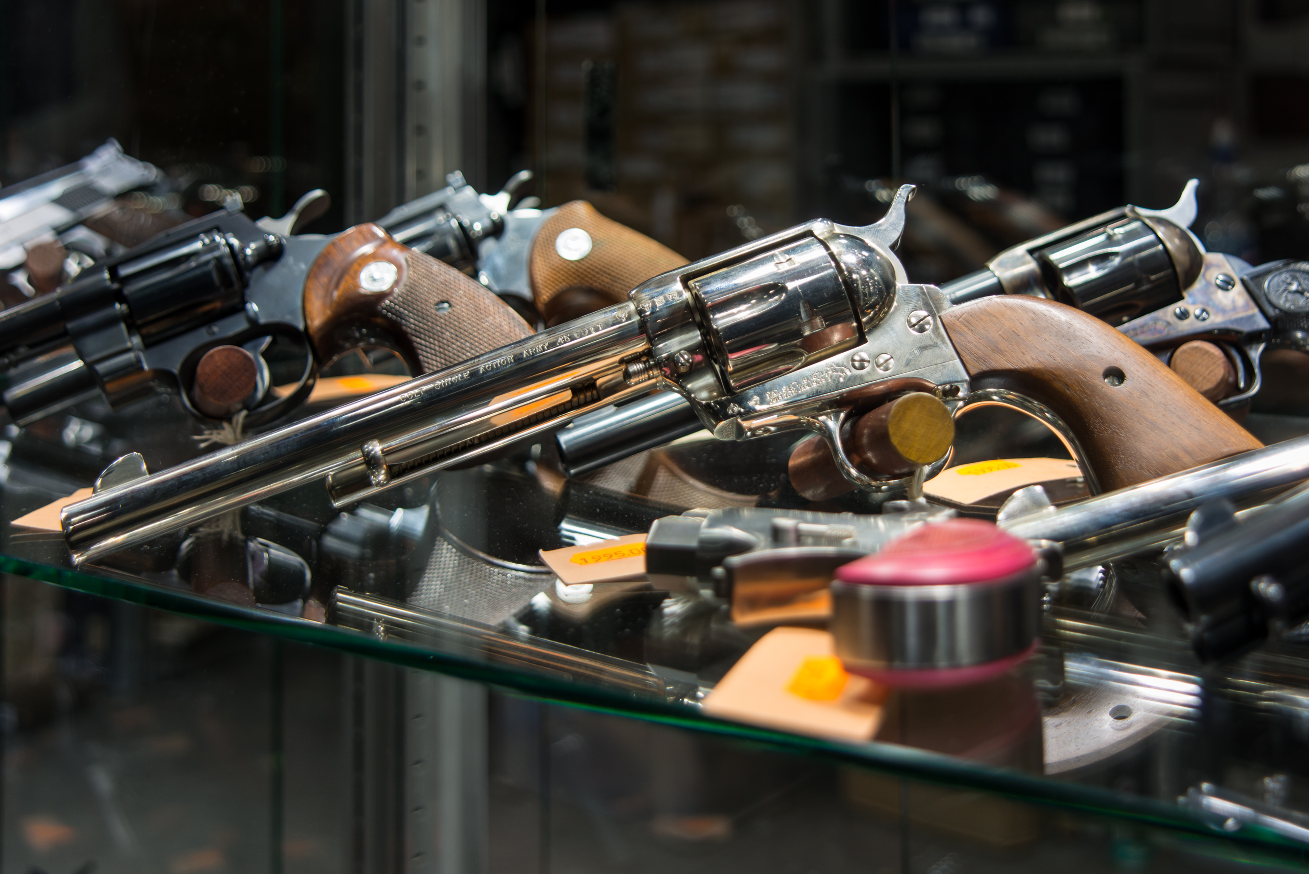 radio chablais la bourse internationale aux armes de lausanne est reportee en decembre 2021