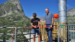 Un mur de grimpe et une tyrolienne au barrage d'Emosson