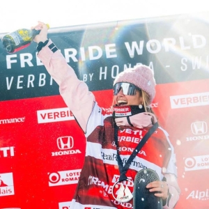 Après l’exploit, le défi: Jenna Keller à l’épreuve de la confirmation sur le Freeride World Tour