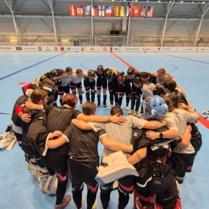 Streethockey: "C'est complètement fou" - La Nati et leur coach chablaisienne découvrent l'immensité du Mondial tchèque