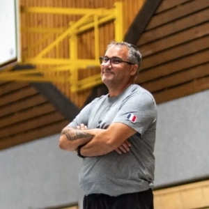 Du basket pro en France au championnat suisse: le nouveau coach de Troistorrents n'a pas hésité